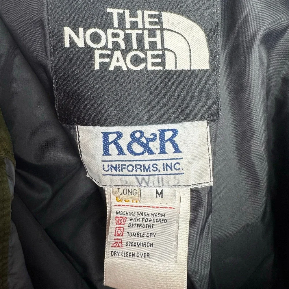 The North Face used excellent